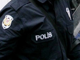Amiri ile eşini öldüren polise dava