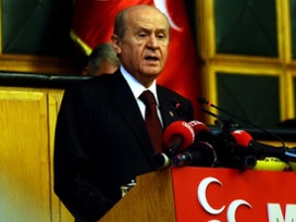 Bahçeli, hem Erdoğan'a hem Gül'e vurdu