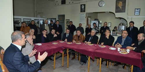  Başkan Demir, Cerrahpaşa Spor Kulübünü Ziyaret Etti