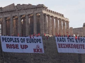 Göstericiler Akropolis'i işgal etti