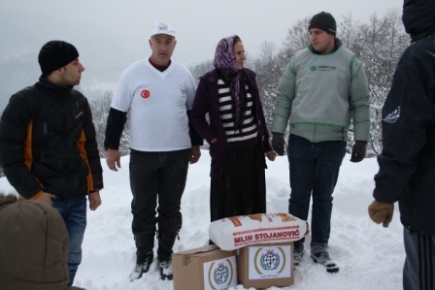 İHH’dan Balkanlar’a yardım seferberliği