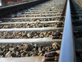 İki üniversite öğrencisi tren kurbanı