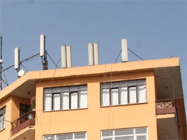 İzmit'te kaçak baz istasyonları yıkılıyor