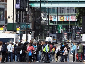 Londra'da Suriye halkına destek gösterisi