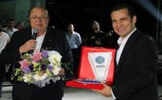 Ferhat Göçer Bakırköy'ü salladı !