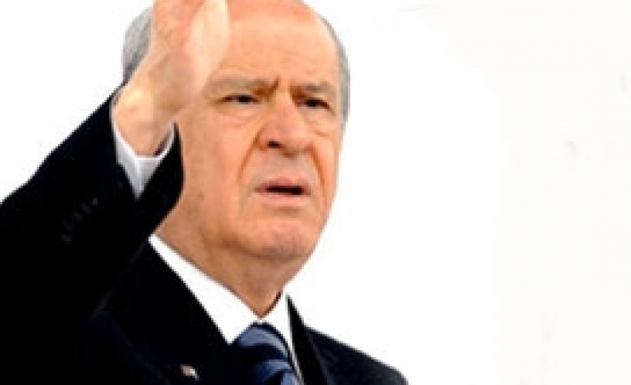 Bahçeli Ak Partiden Köşke bombaladı