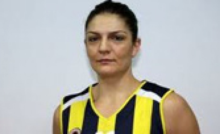 F.Bahçenin yıldızını kaptı!