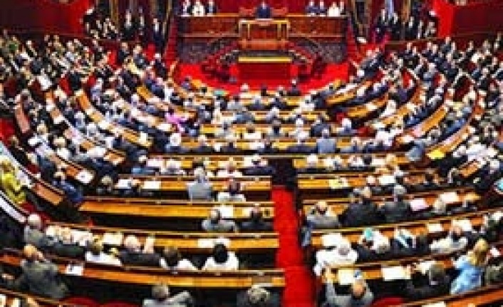 Fransadan kamuya kadın kotası