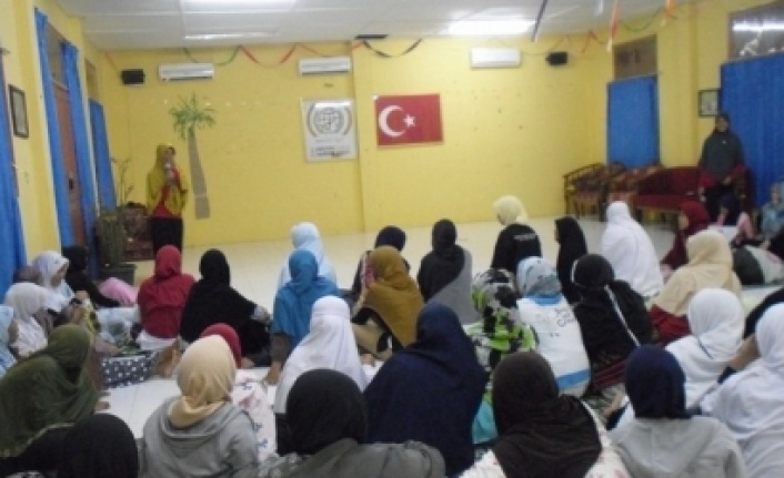 İHHnın Açeli yetimleri üniversiteli oldu