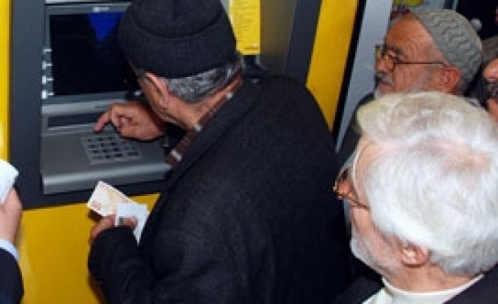 Memur emeklisine maaş farkı verilecek